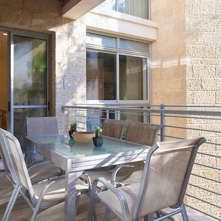 Chic & Quiet Apartments In City Center By Feelhome Gerusalemme Esterno foto