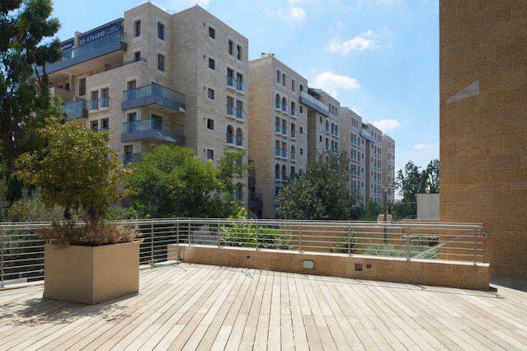 Chic & Quiet Apartments In City Center By Feelhome Gerusalemme Esterno foto
